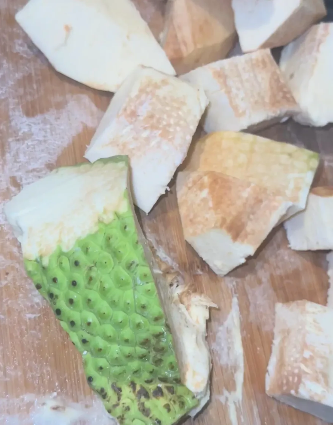 2 Lbs Organic Breadfruit Fresh Panapen Fruit