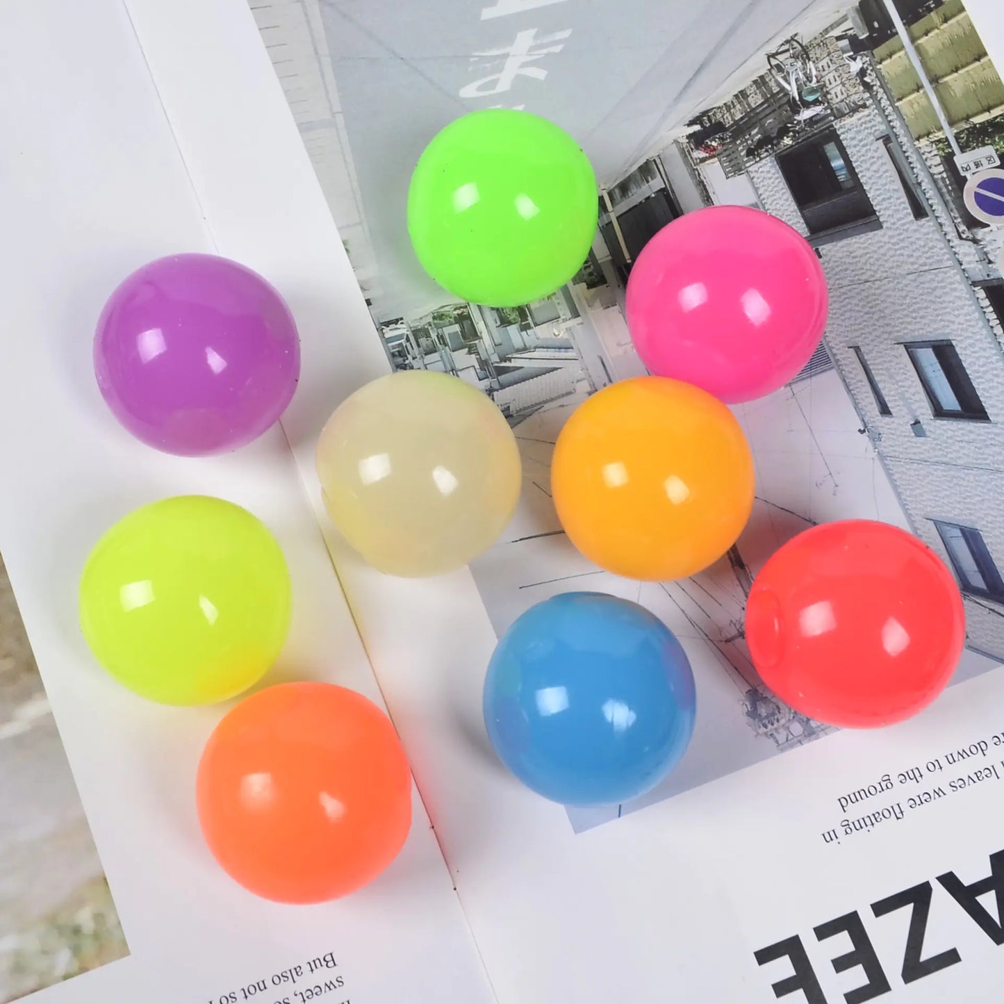 Luminous Sticky Target Ball