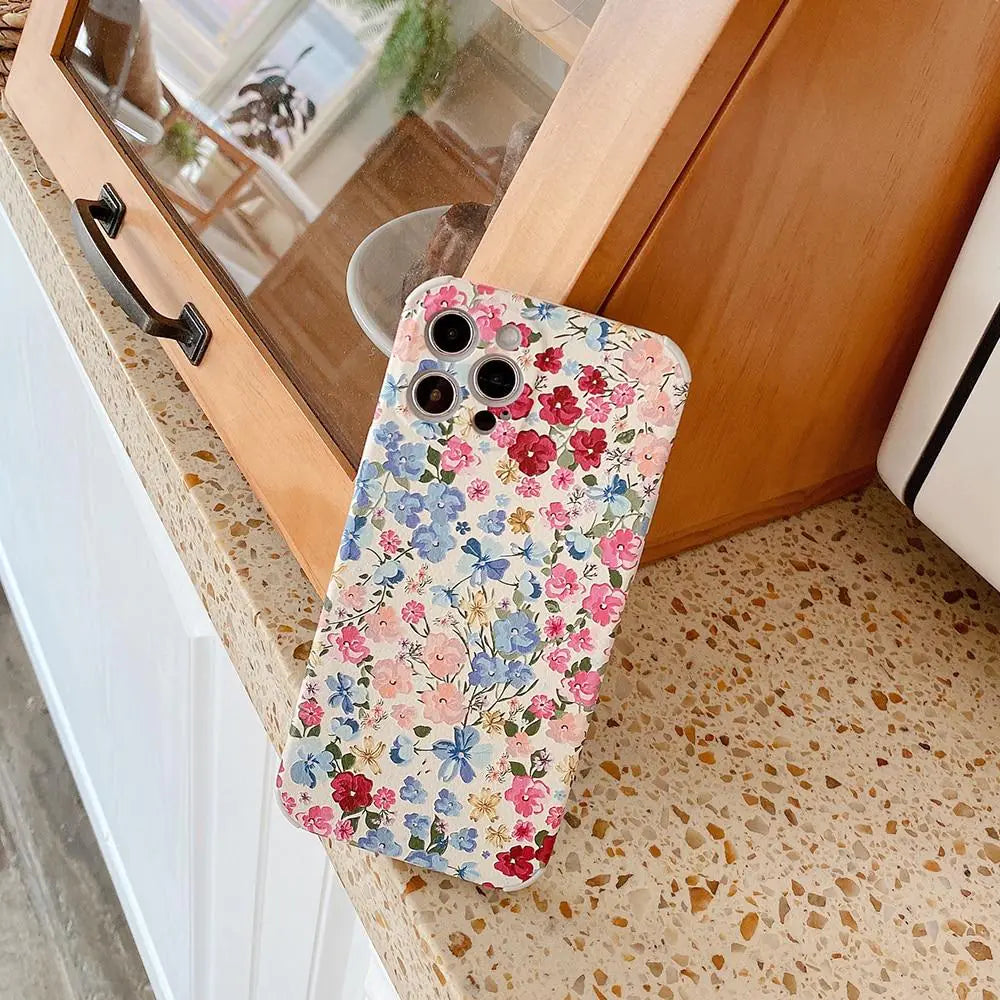 Retro Floral Case