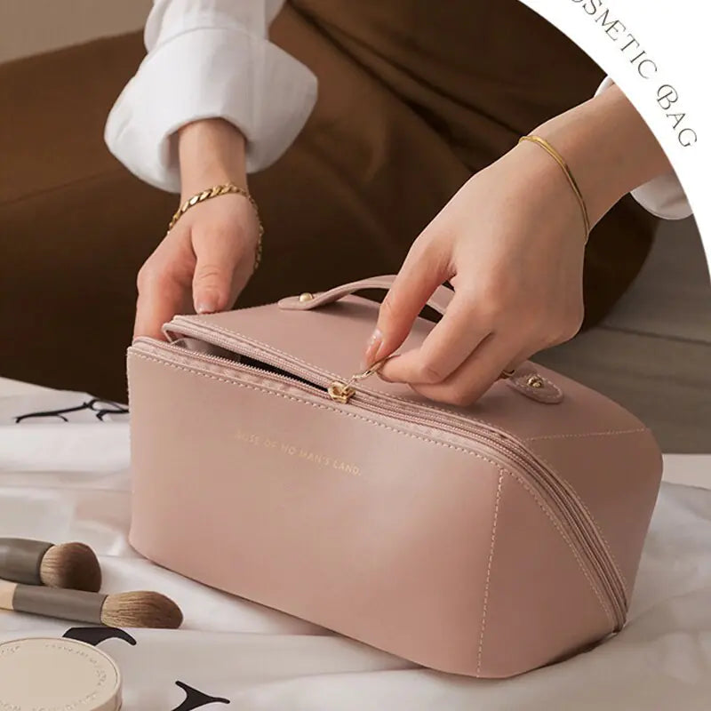 Large Capacity Travel Cosmetic Bag Multifunction Travel Cosmetic Bag