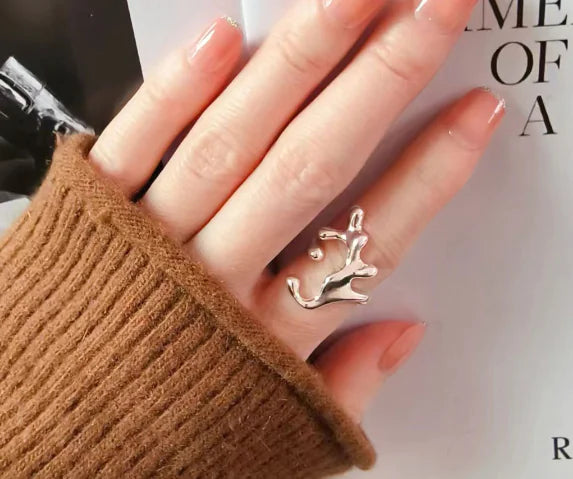 Simple Style Lines Geometric Ring