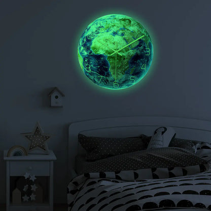 Glow-in-the-Dark African Wall Clock with Silent Mechanism