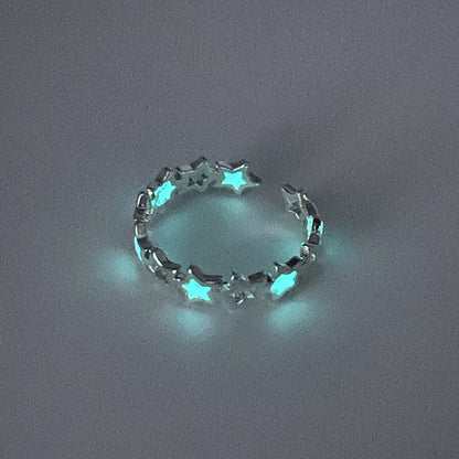 Luminous heart-shaped finger ring